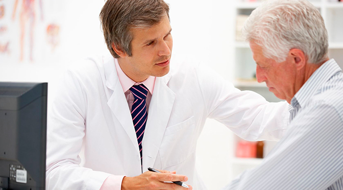 L’aneurisma aortico colpisce il 3-6% della popolazione generale dai 65 ai 74 anni e più frequente il sesso maschile. La causa più frequente dell’aneurisma dell’aorta addominale è l’aterosclerosi anche se possono esservi altre cause tra cui pregressi traumi e le infezioni.