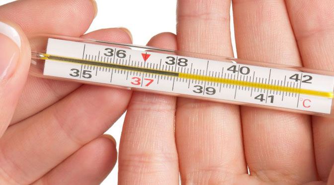 È opportuno controllare periodicamente la temperatura per monitorare l’efficacia di quanto messo in atto e per evitare una pericolosa discesa troppo rapida della temperatura.
